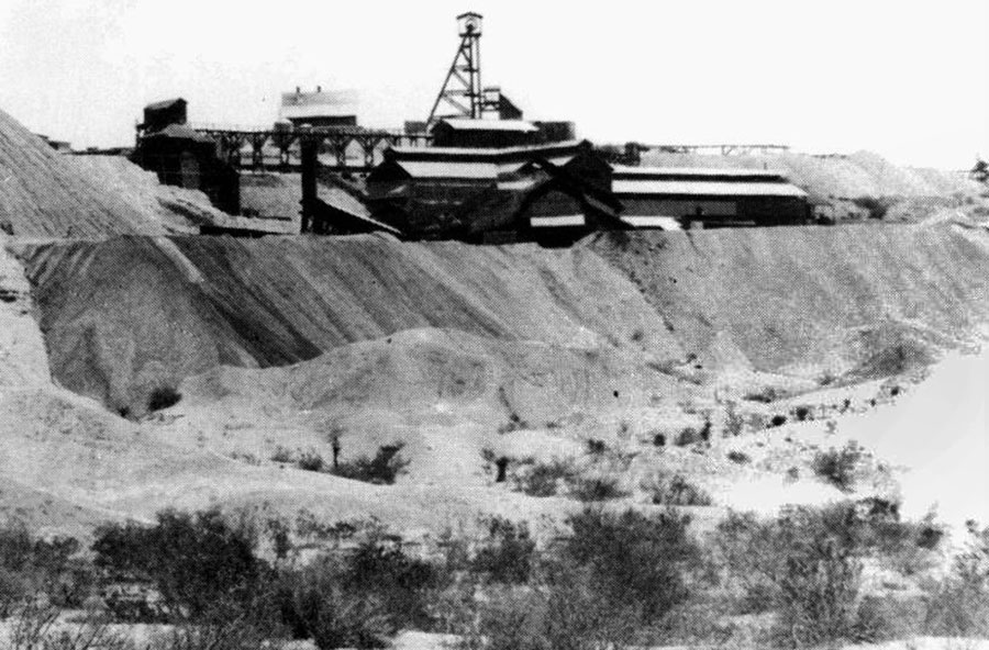 The Chisos Mine in 1922.